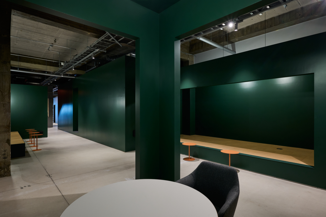 枚方の工場と休憩所 / Factory and Lounge in Hirakata